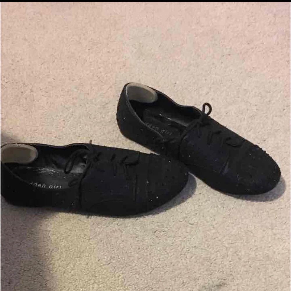 Black flats